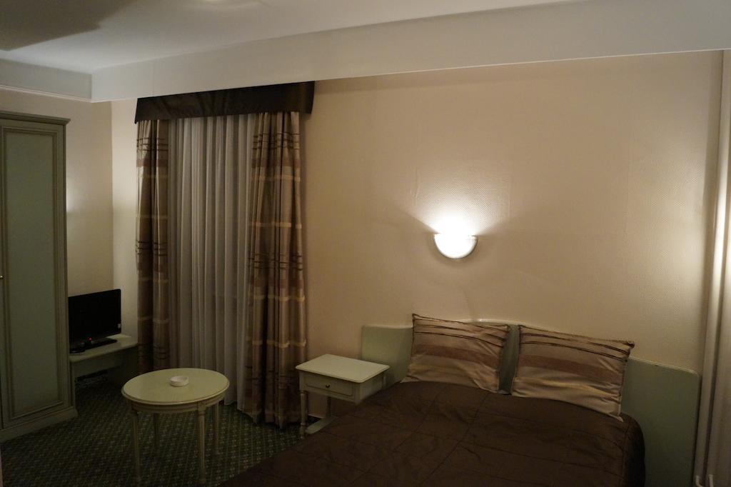 Hotel De L' Esplanade Remich Rum bild
